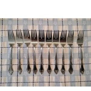 Lot of 10 Vintage Rogers Stainless Korea "Auberge" Stanley‎ Roberts Salad Forks